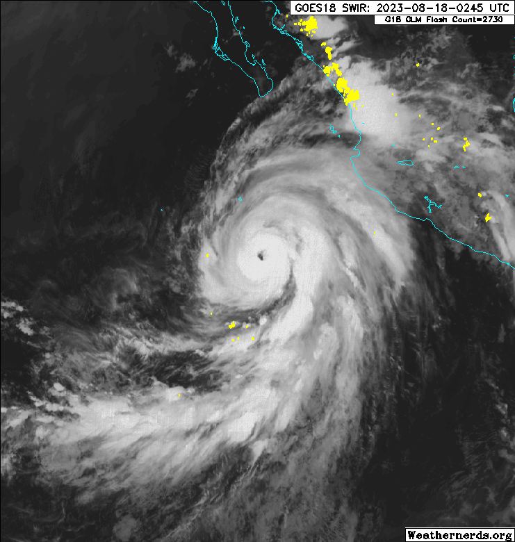L'ouragan Hilary au large du Mexique a atteint la cat&eacute;gorie 4 et continue son intensification. Il pourrait approcher ou atteindre la cat&eacute;gorie 5 dans la journ&eacute;e.