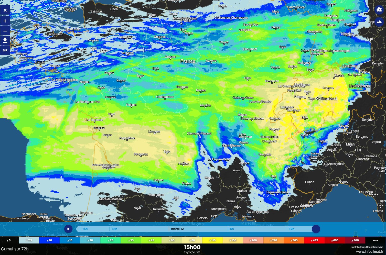 <p>Copieux arrosage ces 72 dernières heures du nord Aquitaine aux Alpes et au Jura avec les vallées sous le vent du Massif-Central soumises à effet de foehn. Localement jusqu'à 150 mm dans le massif du Mont Blanc, et 180 mm sur les sommets du Cantal. Lame radar Infoclimat</p>