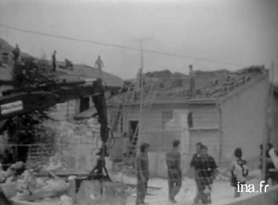 <p>Il y a 52 ans, le 17 mai 1971, une tornade balayait Fagnières (Marne) près de Châlons-en-Champagne. D’intensité EF3 (rafales max entre 220 et 270 km/h), le tourbillon tue deux personnes après avoir projeté une voiture.</p>
<p>Cliquer pour plus d'infos.</p>