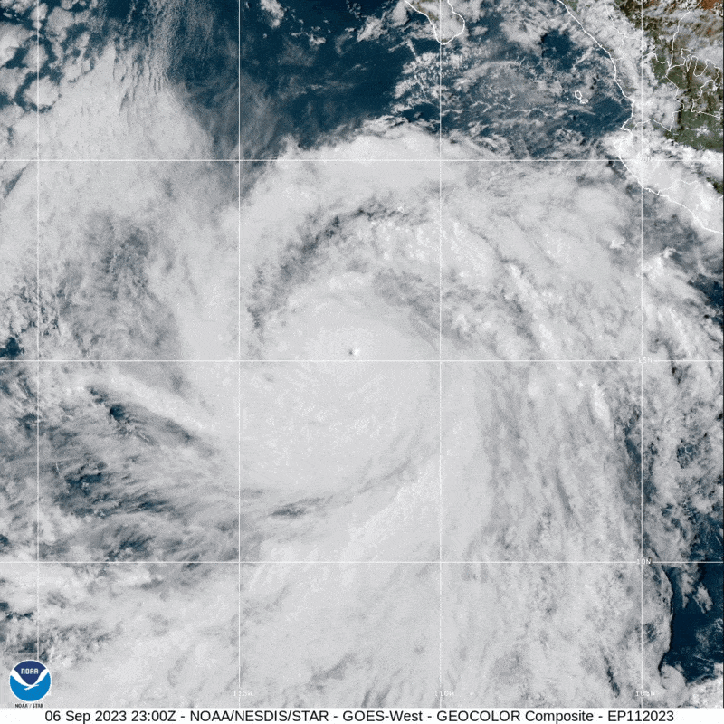 <p>L'ouragan Jova s'est intensifié rapidement (+ 80 nœuds en 24h) et atteint la catégorie 5 dans l'est du Pacifique. Il a été nommé il y a seulement 54h. Il ne menace aucune terre habitée.</p>