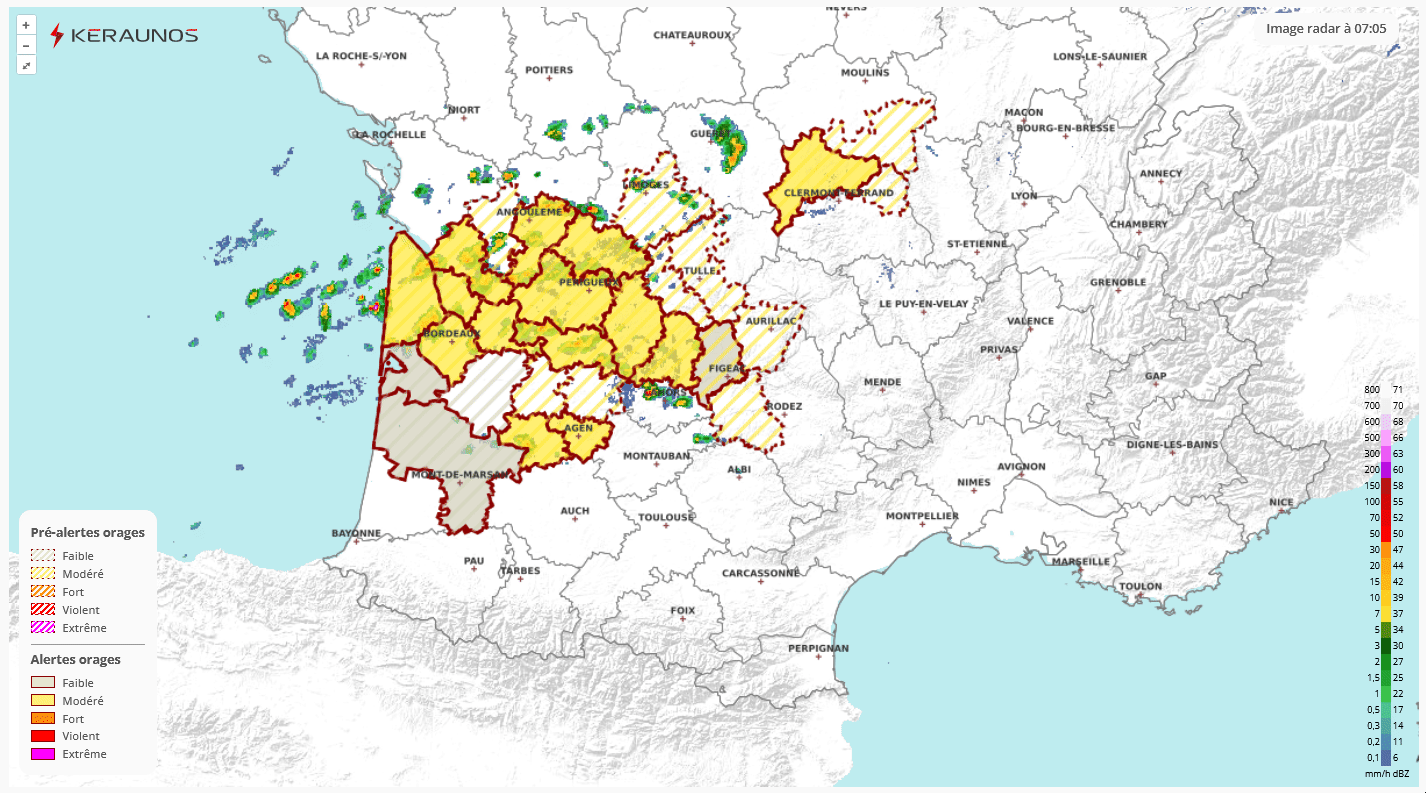 La s&eacute;quence orageuse attendue pour cette fin de semaine d&eacute;bute comme pr&eacute;vu par des orages initi&eacute;s &agrave; l'&eacute;tage moyen. Ils &eacute;voluent depuis la fin de nuit entre Aquitaine, Limousin et Auvergne. Leur activit&eacute; est pour le moment limit&eacute;e, mais le risque d'orage s'accentuera cet apr&egrave;s-midi.