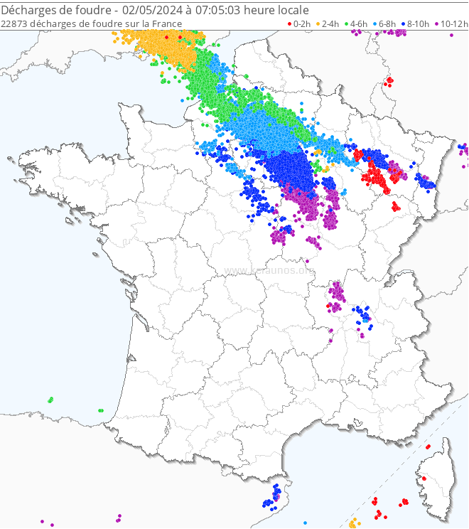 Plus de 20 000 &eacute;clairs d&eacute;tect&eacute;s lors de cette d&eacute;gradation orageuse ayant concern&eacute; l'axe Bourgogne/Normandie avec de fortes chutes de gr&ecirc;le et des pluies intenses. La Seine-et-Marne a &eacute;t&eacute; le d&eacute;partement le plus impact&eacute; avec pr&egrave;s de 4000 &eacute;clairs relev&eacute;s.