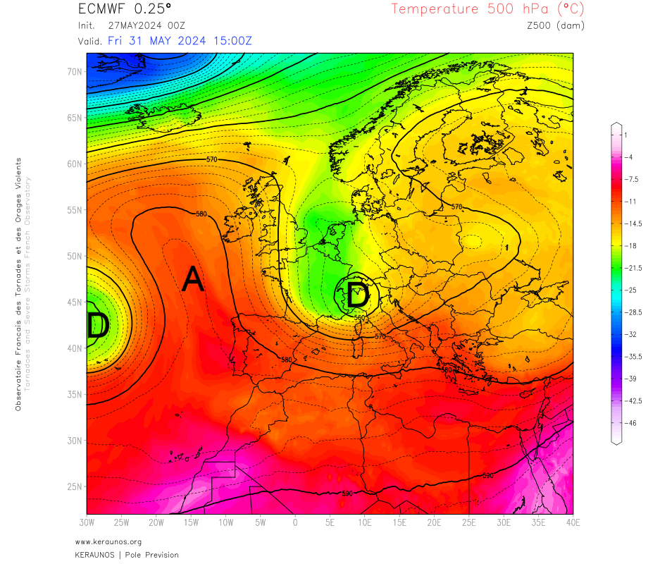 <p>Spectaculaire structure en Omega attendue pour la fin de semaine entre l'Atlantique et l'ouest de l'Europe, avec le pied froid (oriental) situé sur la France. Le blocage scandinave devrait finir par se déstructurer au fil de la semaine. Un temps plus frais que la normale est attendu en seconde partie de semaine avec des orages de masse d'air froid possibles, a priori sans sévérité particulière.</p>