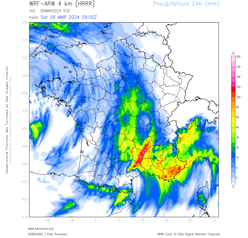 Les cumuls de pluie attendus en 24h, d'ici demain dimanche fin de matin&eacute;e devraient atteindre 100/120 mm entre le Var et l'ouest des Alpes-Maritimes et devrait localement atteindre 200 mm sur le relief c&eacute;venol.