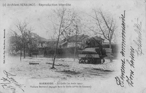 MARMANDE (Lot-et-Garonne) - Une voiture engagée dans la grêle après l'orage du 22 août 1903