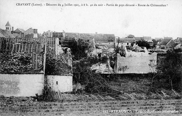 CRAVANT (Loiret) - La tornade du 4 juillet 1905 - Partie de pays dévasté - Route de Châteaudun