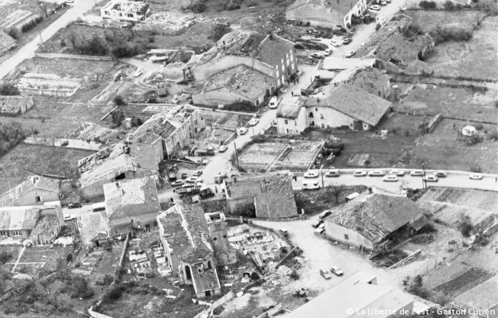 Macrorafales d'intensité extrême (D5) dans les Vosges le 11 juillet 1984