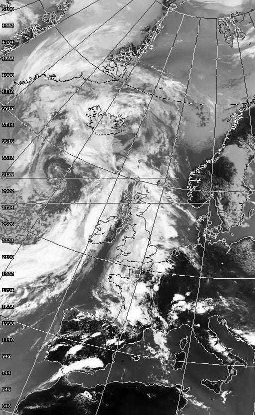 Image satellite infrarouge du 14 juillet 1987 à 16h45 locales. (c) NOAA