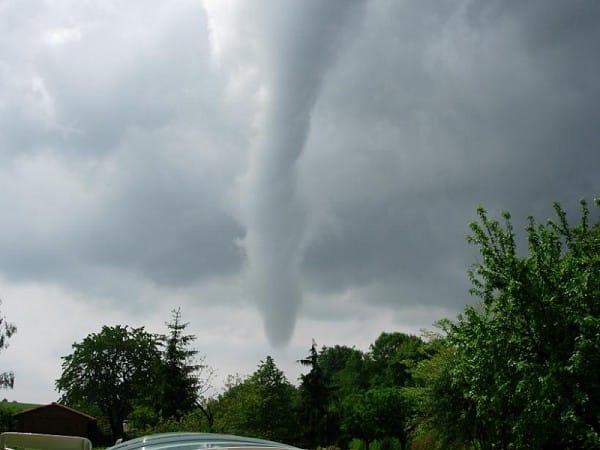 Tornade EF1 de Saint-Germain-de-Marencennes (Charente-Maritime) du 15 mai 2005