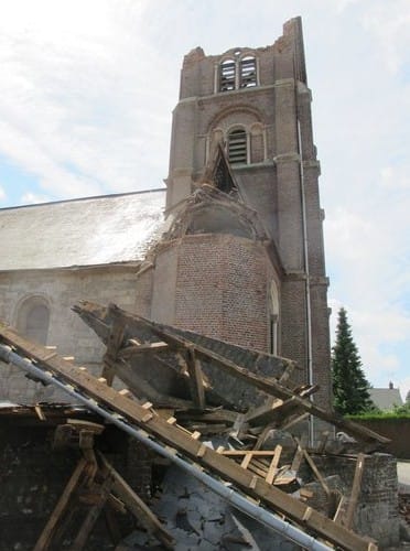 Clocher de l'église de Greuville détruit par les orages du 27 juillet 2013. (c) Paris-Normandie