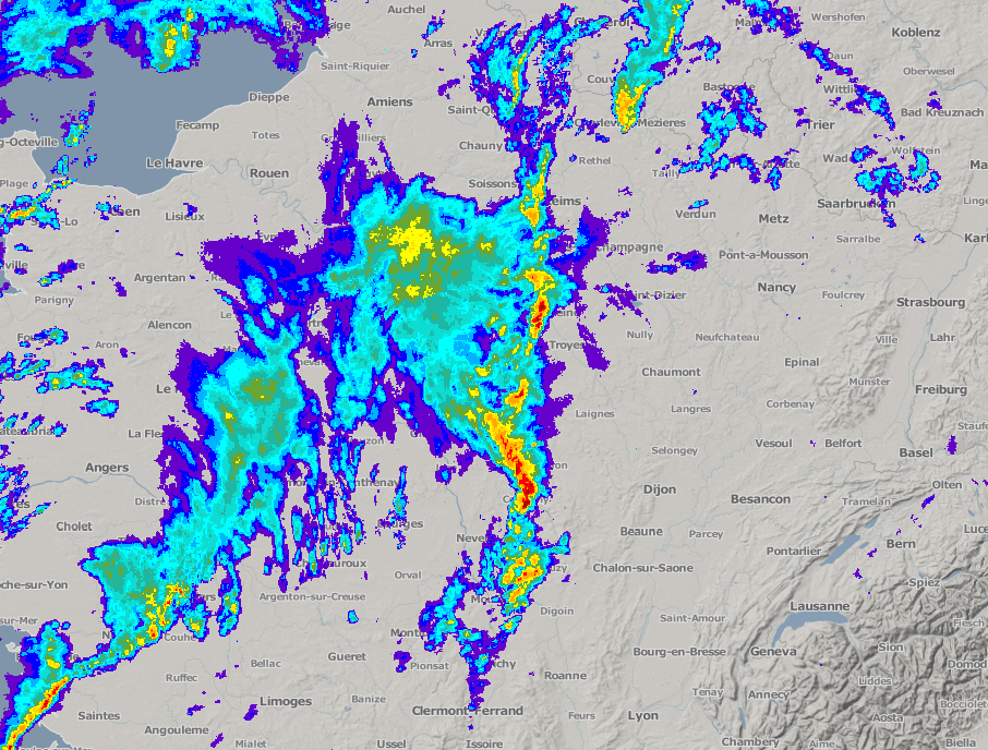 Image radar des précipitations entre 15h et 18h locales