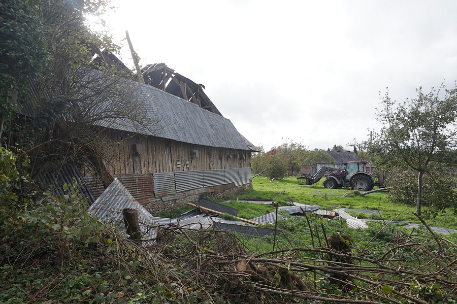 Tornade EF2 à Beuzeville (Eure) le 23 octobre 2022