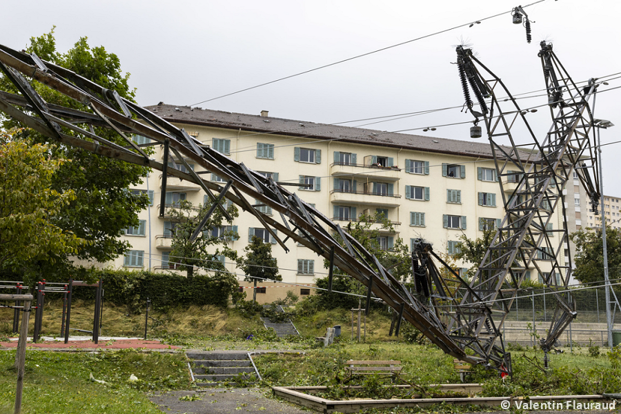 Macrorafales de très forte intensité (D4) entre le Val de Morteau (France) et la Chaux-de-Fonds (Suisse) le 24 juillet 2023