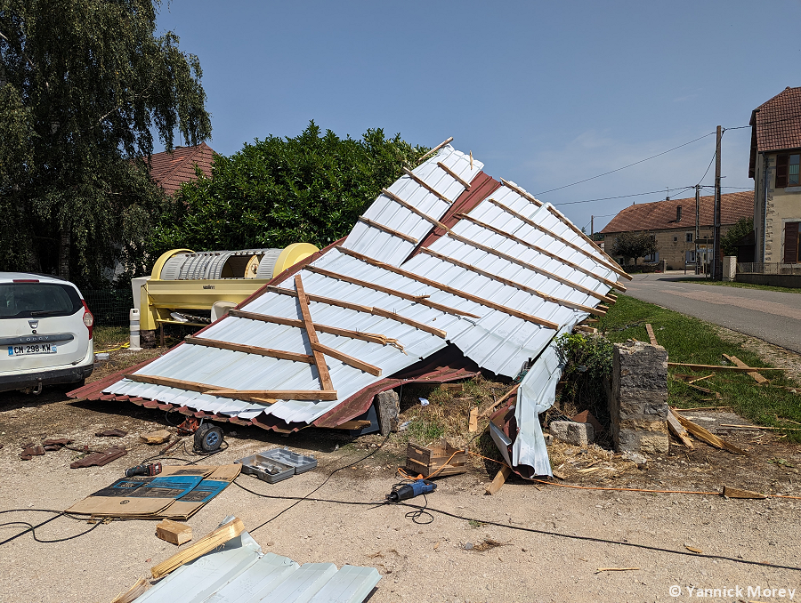 Macrorafales d'intensité modérée (D2) de la Saône-et-Loire au Doubs le 15 juillet 2023