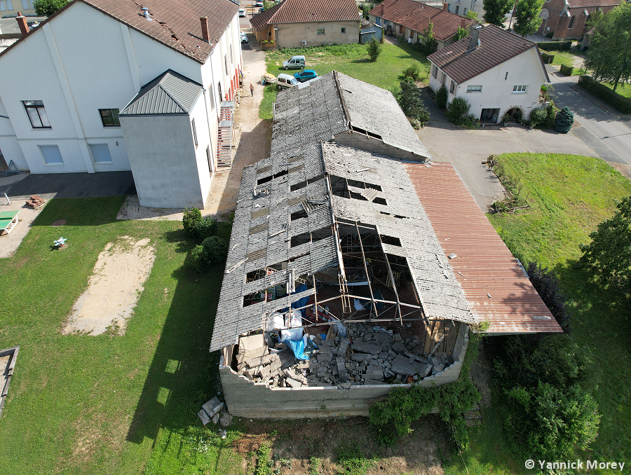 Macrorafales d'intensité modérée (D2) de la Saône-et-Loire au Doubs le 15 juillet 2023