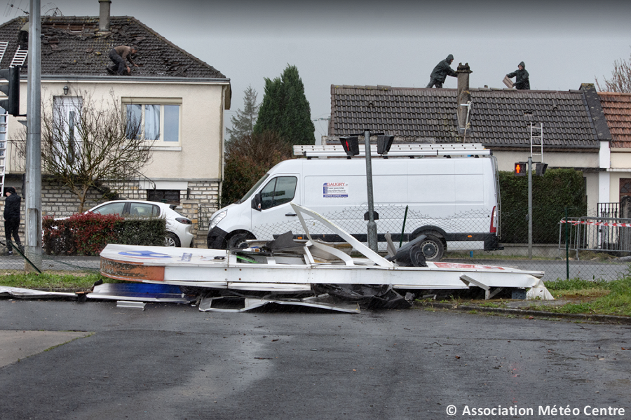 Tornade EF1 à Buzançais (Indre) le 31 mars 2023