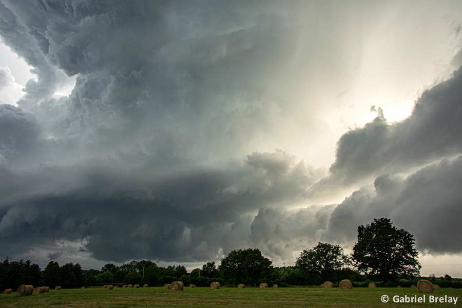 Tornade EF1 à Lingé (Indre) le 19 juin 2023