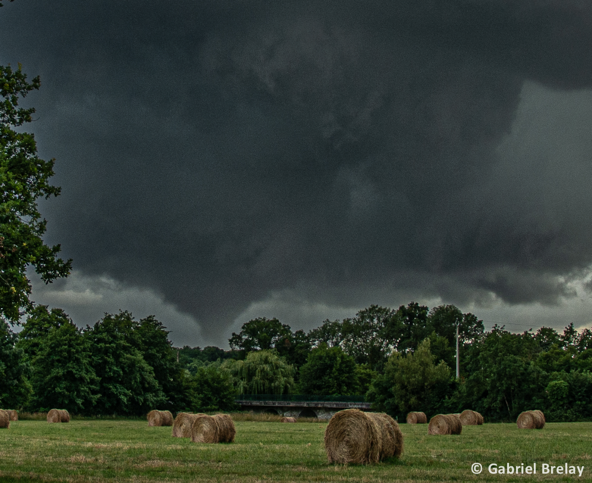 Tornade EF1 à Lingé (Indre) le 19 juin 2023