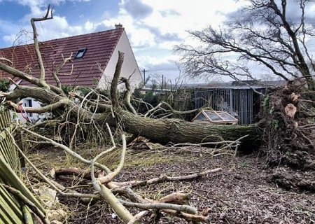 Tornade EF1 à Montiéramey (Aube) le 8 mars 2023