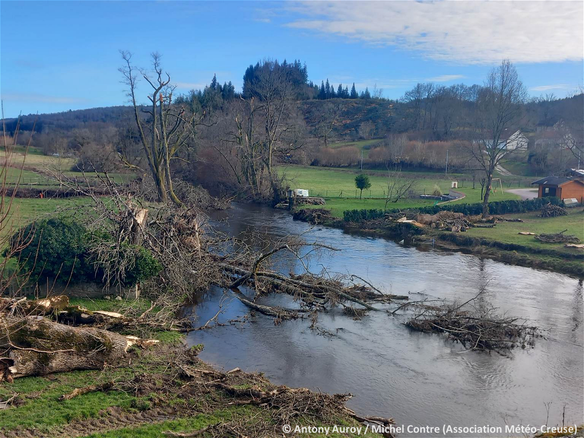 Tornade EF2 à Pontarion (Creuse) le 9 mars 2023