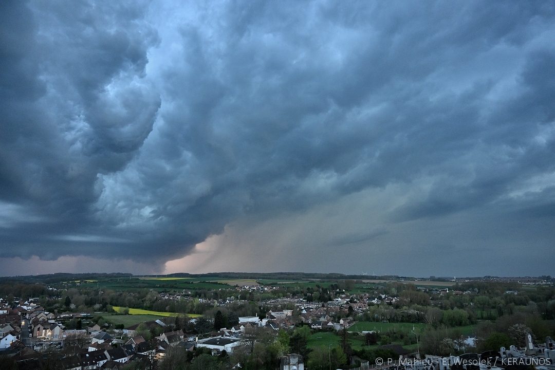 Tornade EF1 à Lestrem (Pas-de-Calais) le 8 avril 2024