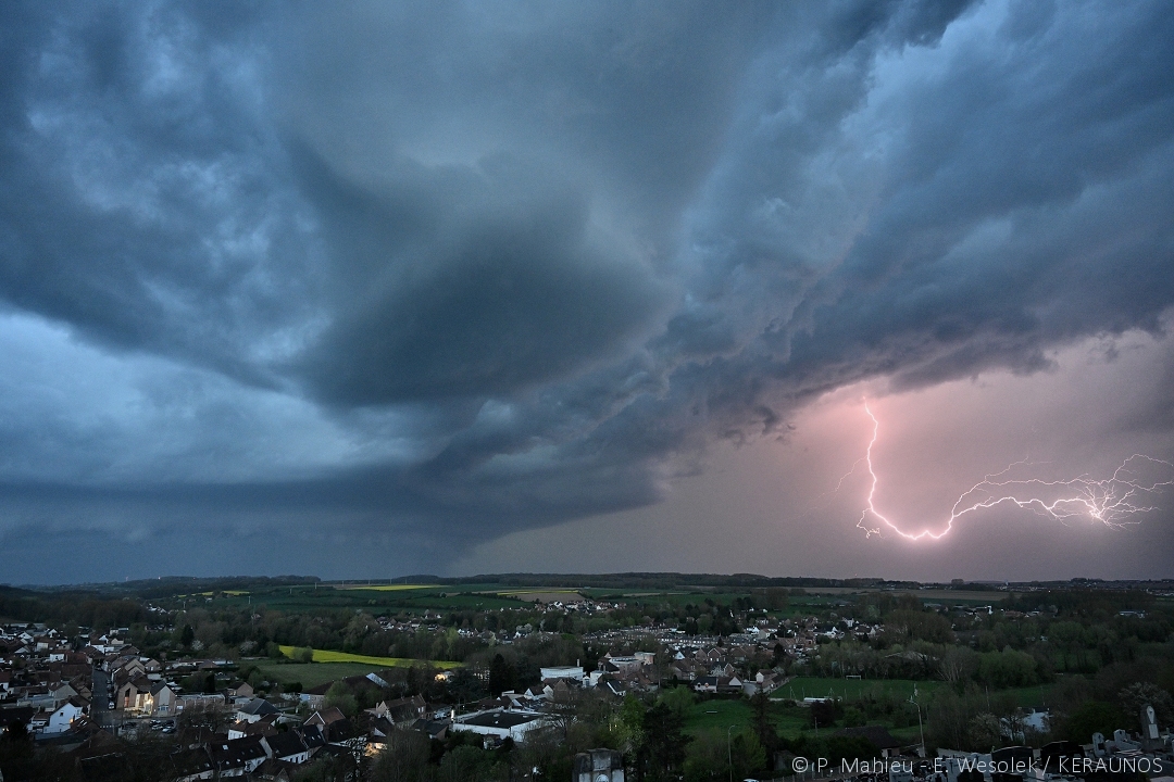 Tornade EF1 à Lestrem (Pas-de-Calais) le 8 avril 2024