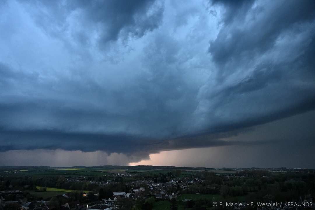 Tornade EF1 à Lestrem (Pas-de-Calais) le 8 avril 2024