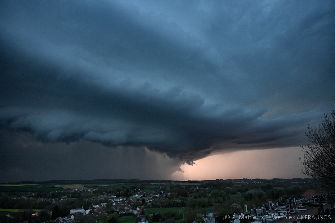 Tornade EF1 à Lestrem (Pas-de-Calais) le 8 avril 2024