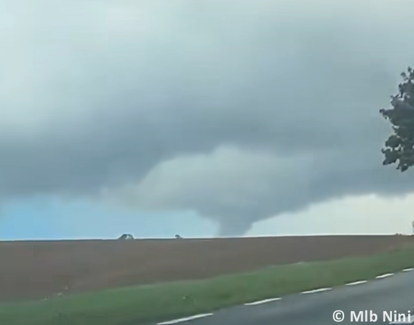 Tornade EF0 à Chaumont-en-Vexin (Oise) le 20 octobre 2025