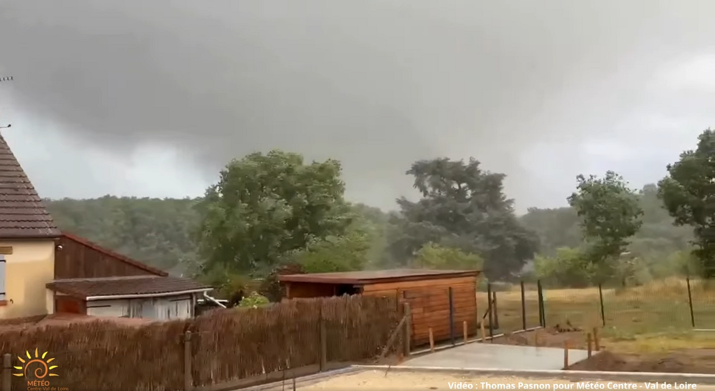 Tornade EF1 à Tours (Indre-et-Loire) le 21 juillet 2025