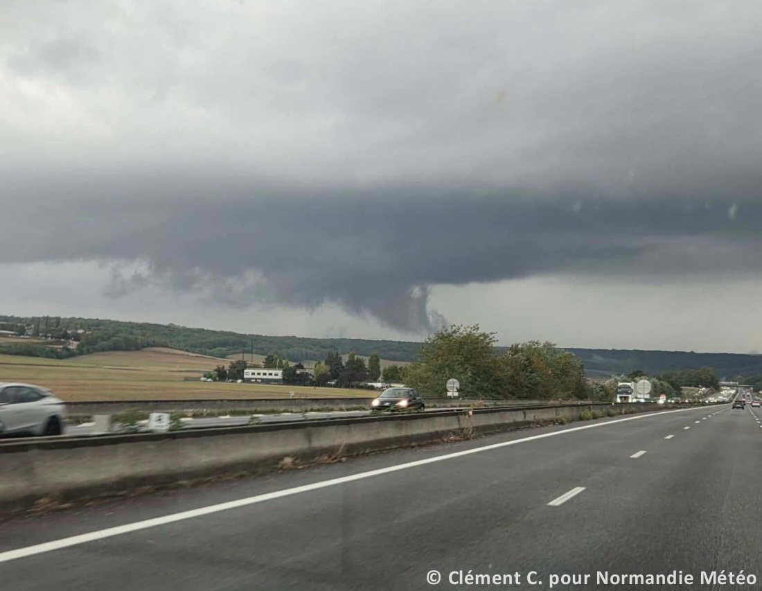 Tornade EF0 à Tourville-la-Rivière (Seine-Maritime) le 30 septembre 2026