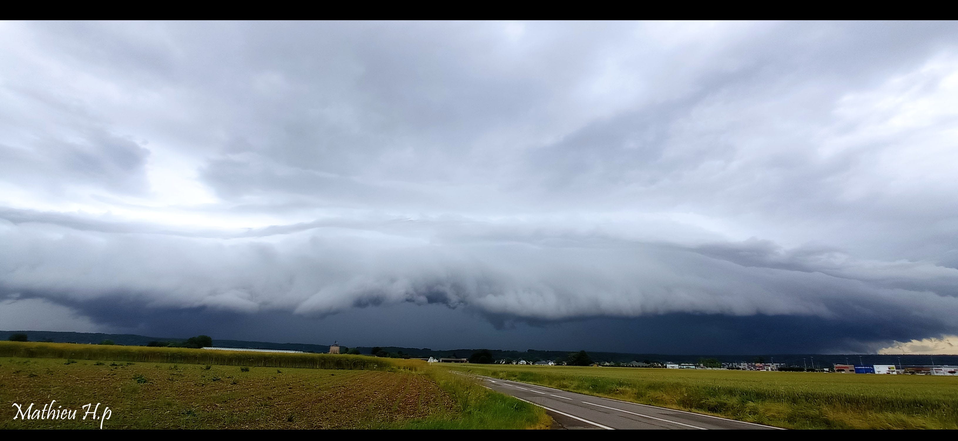 Arcus du 01/06/21 Ibos 
Ma Page :https://www.facebook.com/LxPhoto974/ - 01/06/2021 16:00 - Mathieu Hoarau