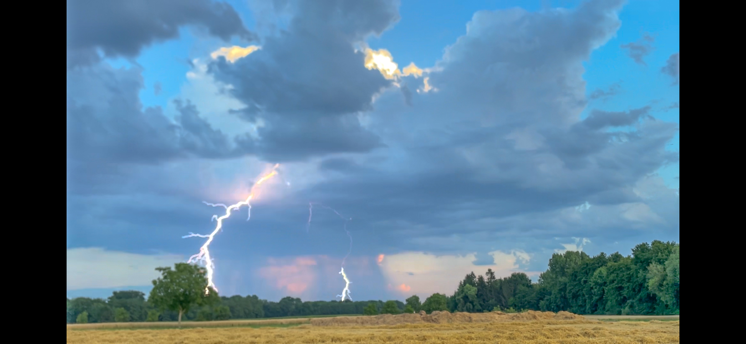  - 02/07/2025 21:09 - 67 Orage