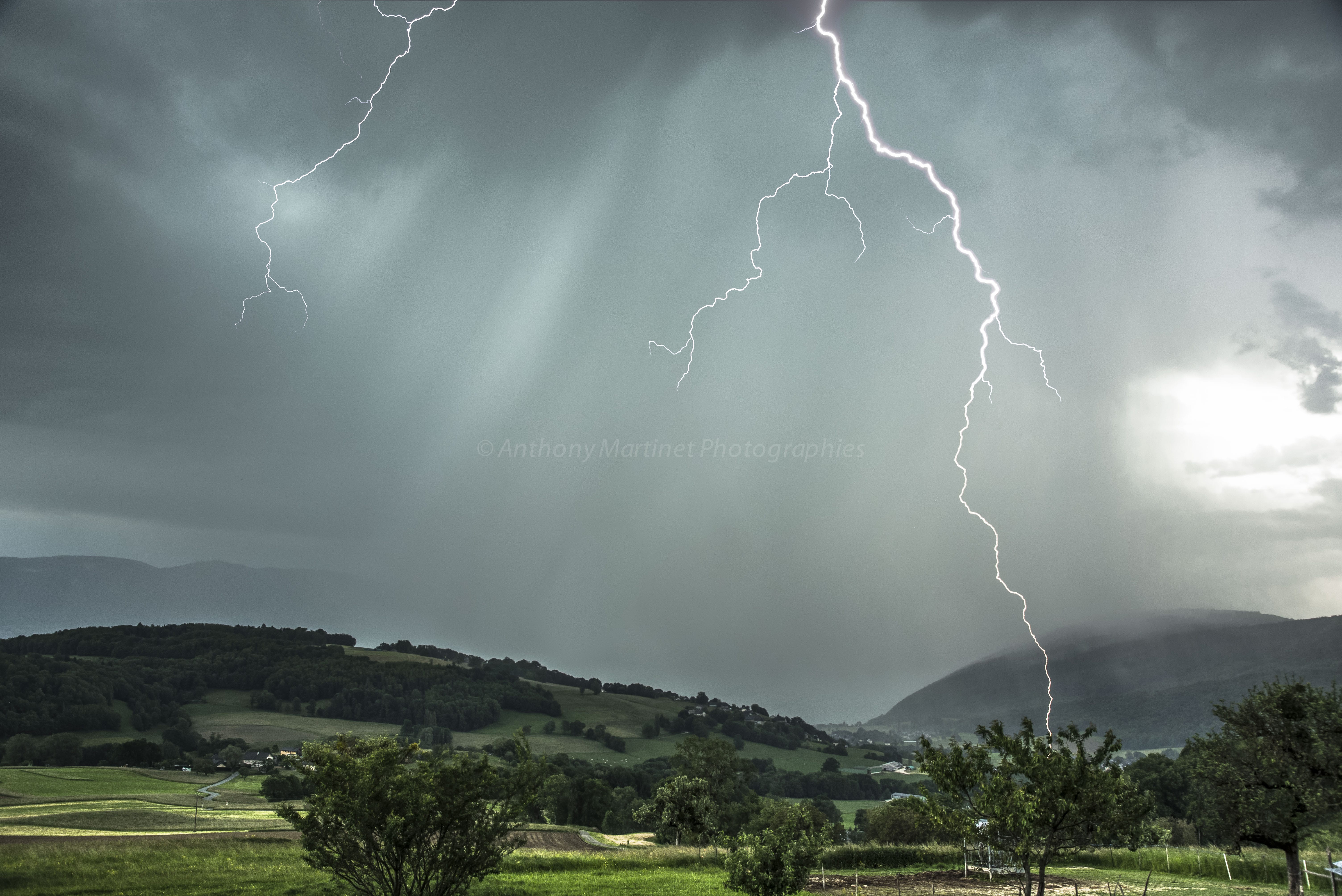 Bel impact dans le sud de la Haute Savoie - 04/06/2021 19:31 - anthony martinet