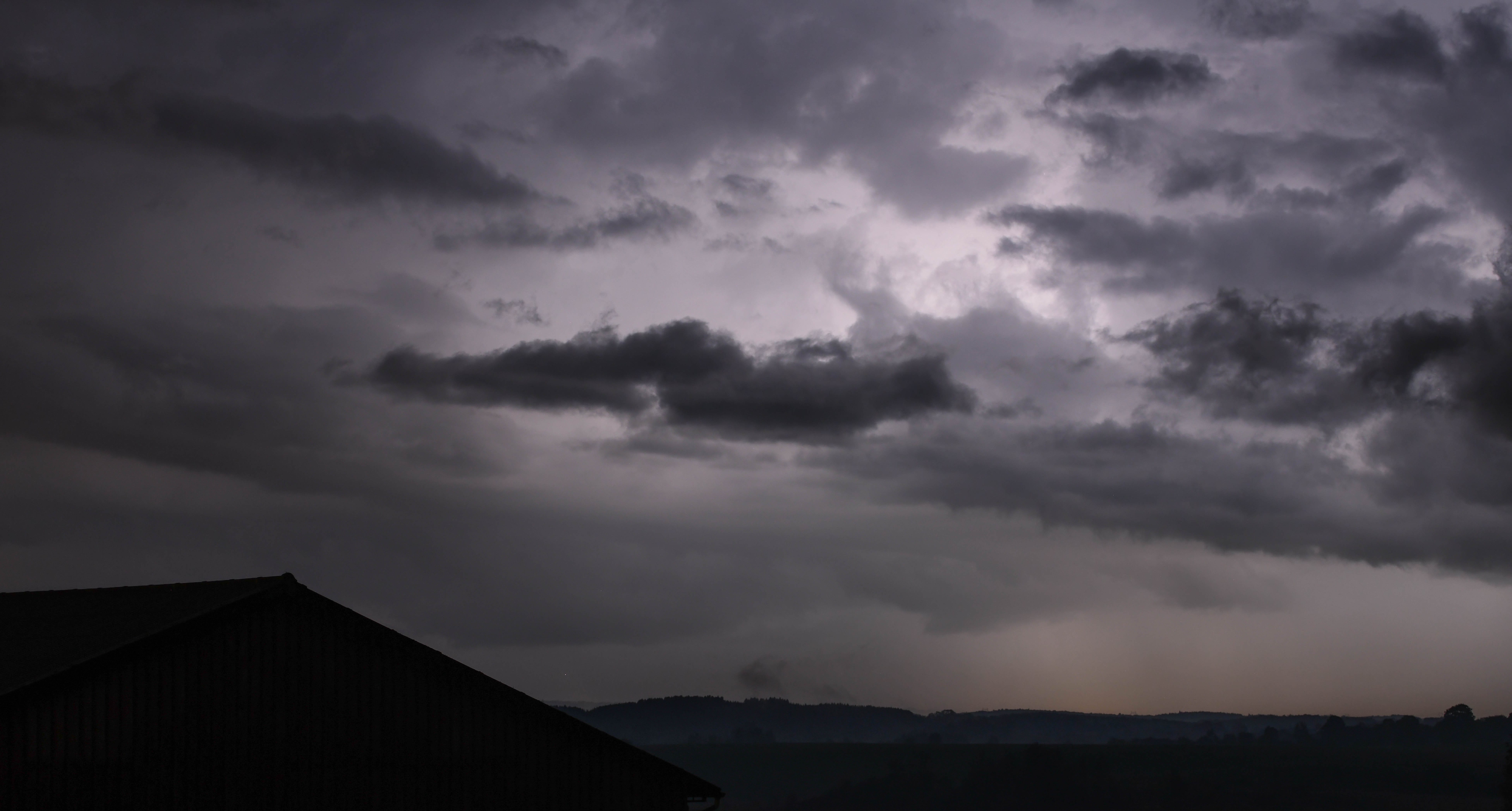 Orage sur laviron secteur haut Doubs - 04/06/2021 22:45 - Nancy Motella