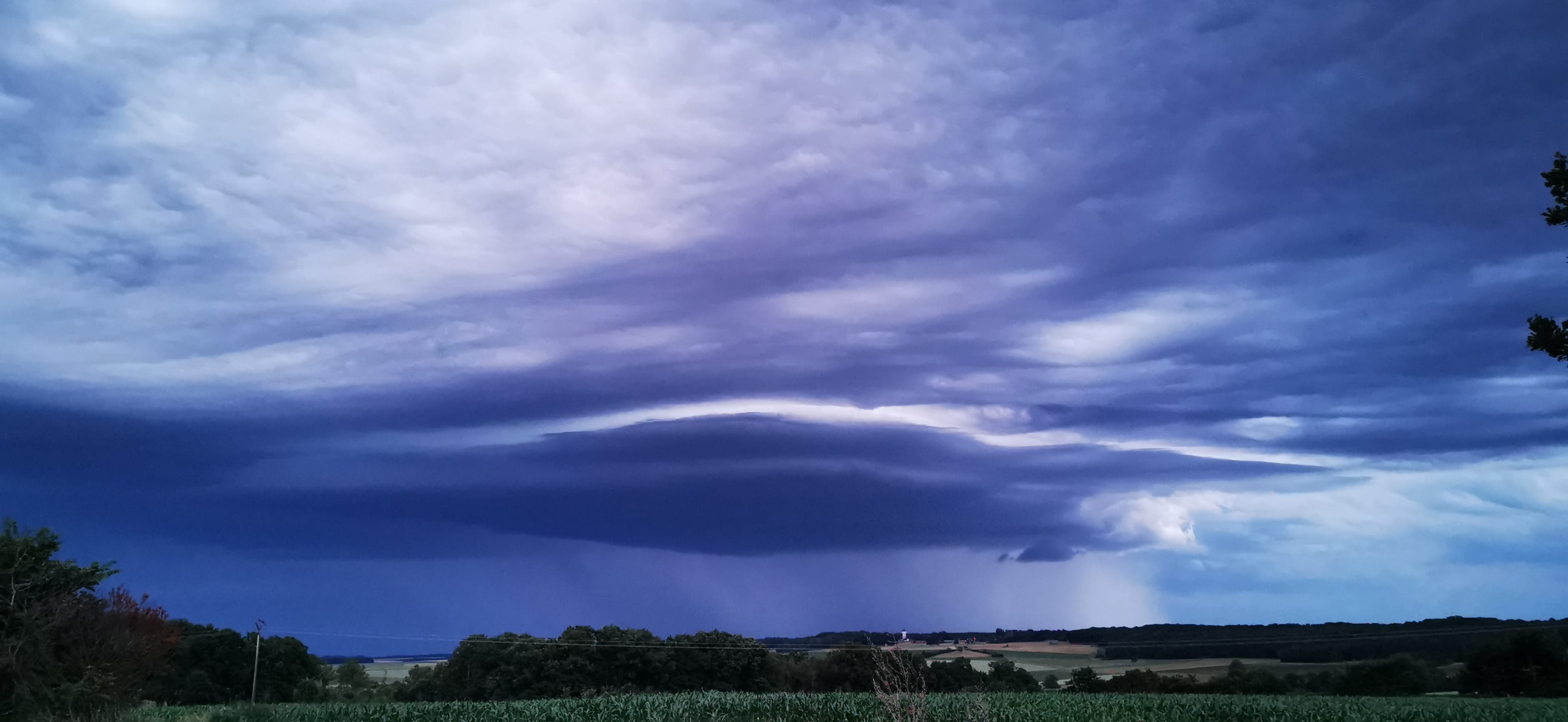 Orage sur la Côte d'Or depuis le sud de  l'aube - 04/06/2022 22:00 - Richard BEGAT