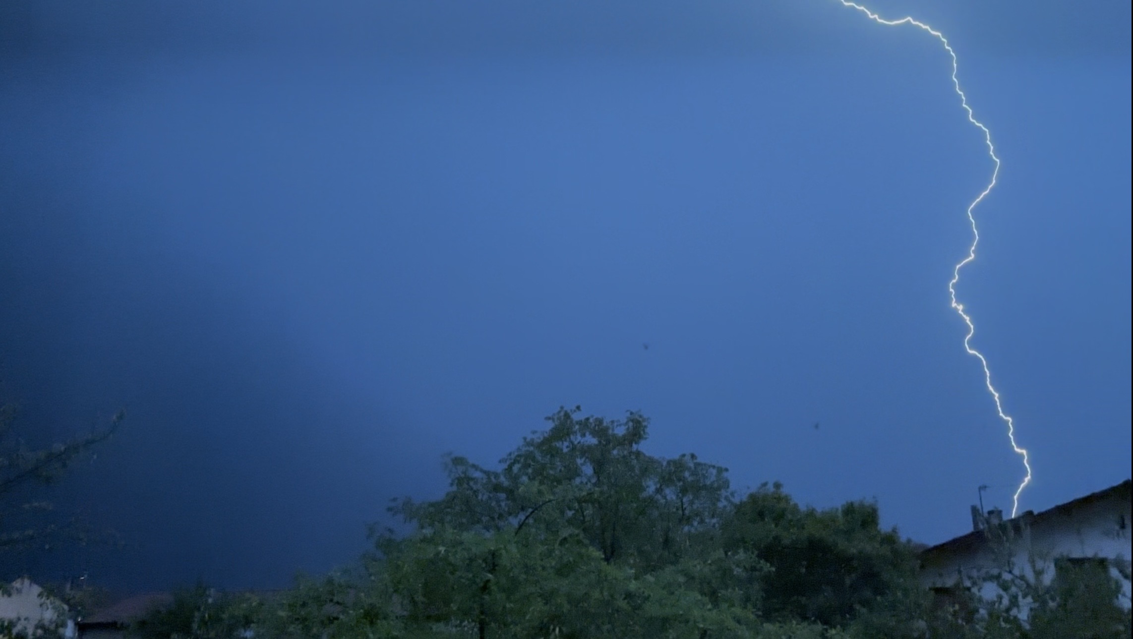 Orage dans le Tarn - 09/08/2026 01:00 - Julie Audemar