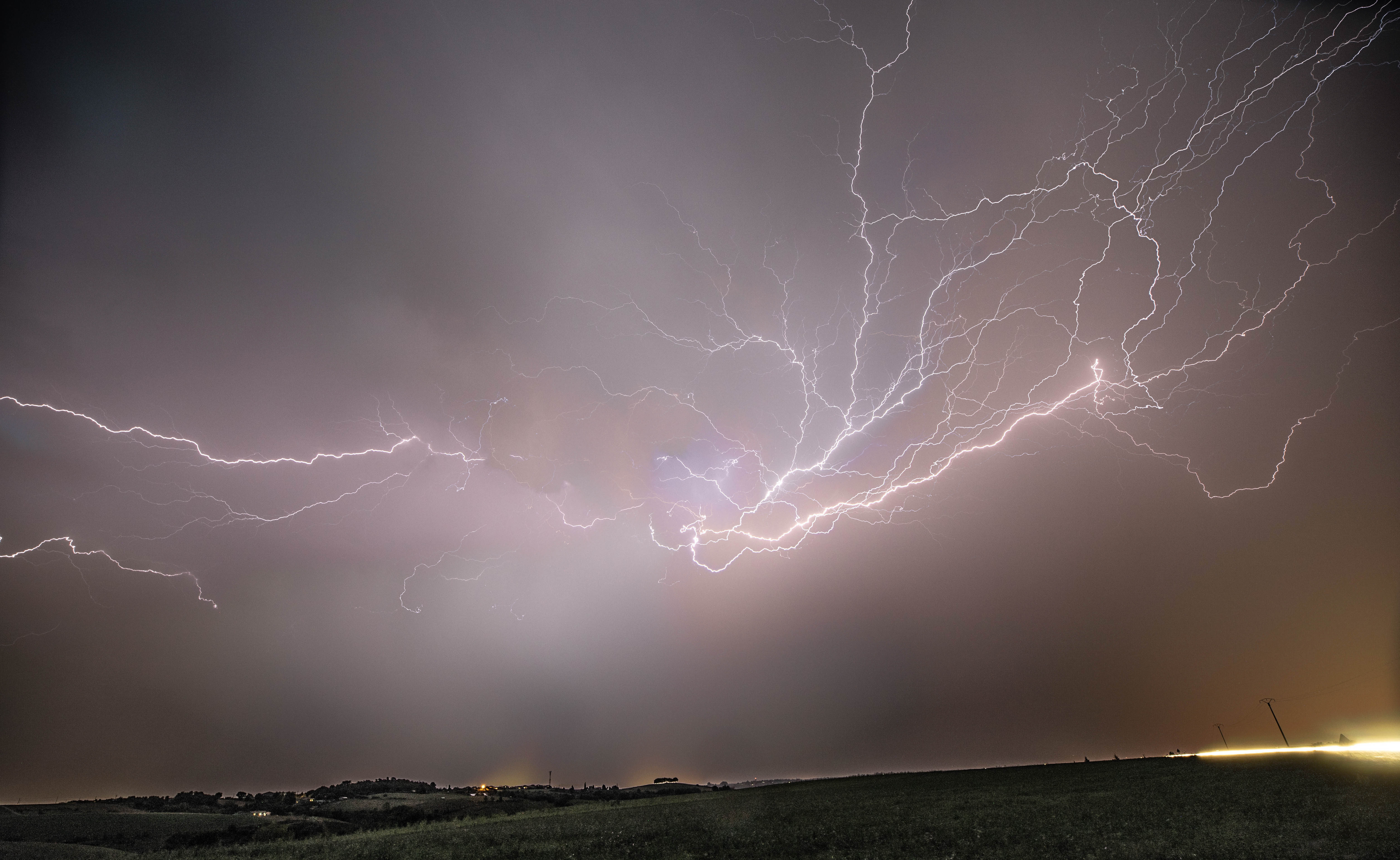 Orage 14 septembre 2022, hauteur de Condrieu (69). - 14/09/2022 21:00 - Fabio Aqualys