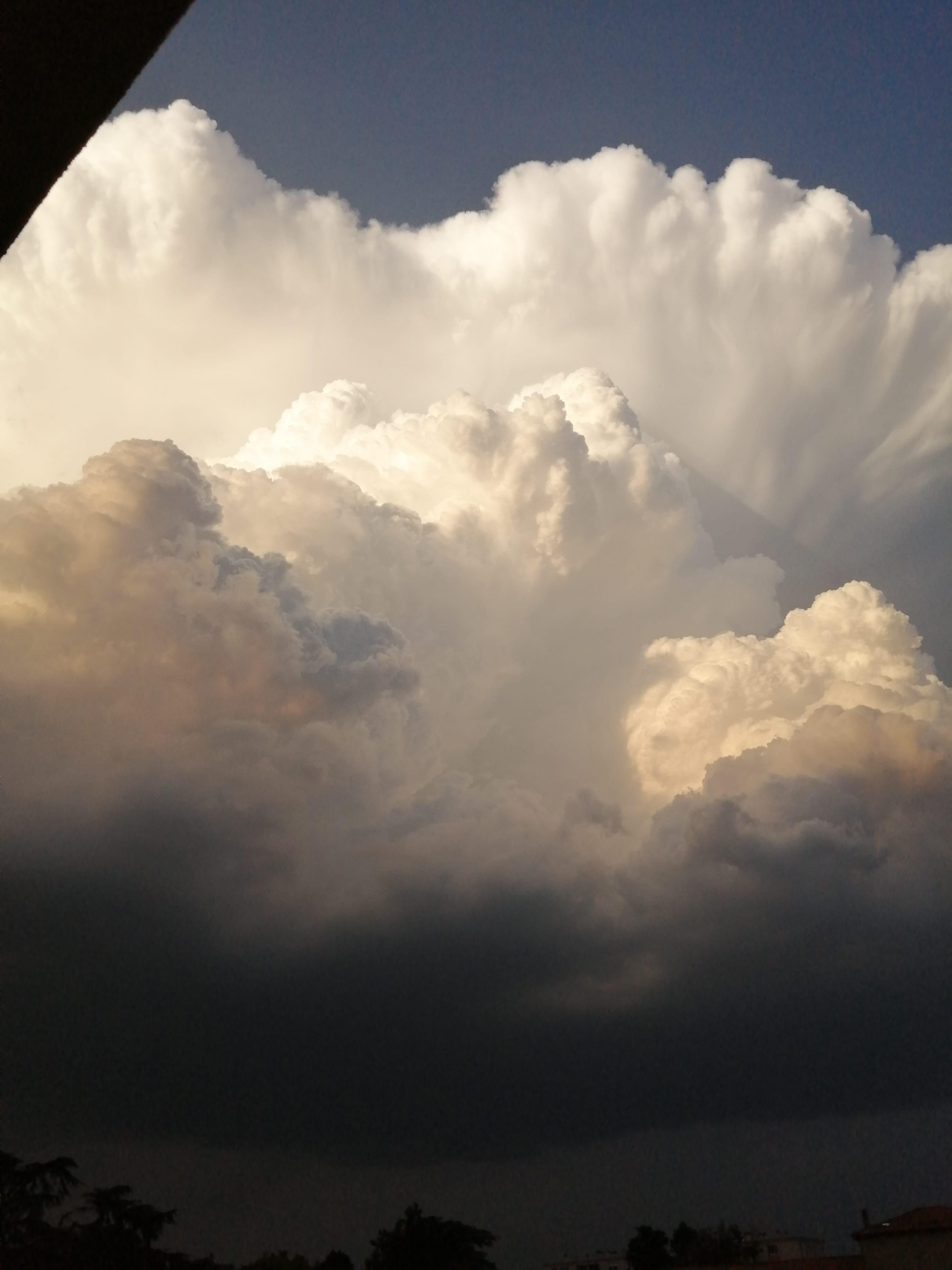 magnifique cumulonimbus vue de grigny - 15/08/2021 00:00 - théo perrin lacroix