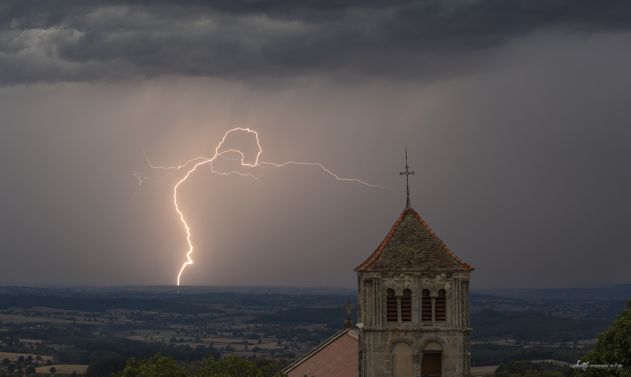 Orage en saone et loire - 16/08/2022 19:00 - Brice Volo