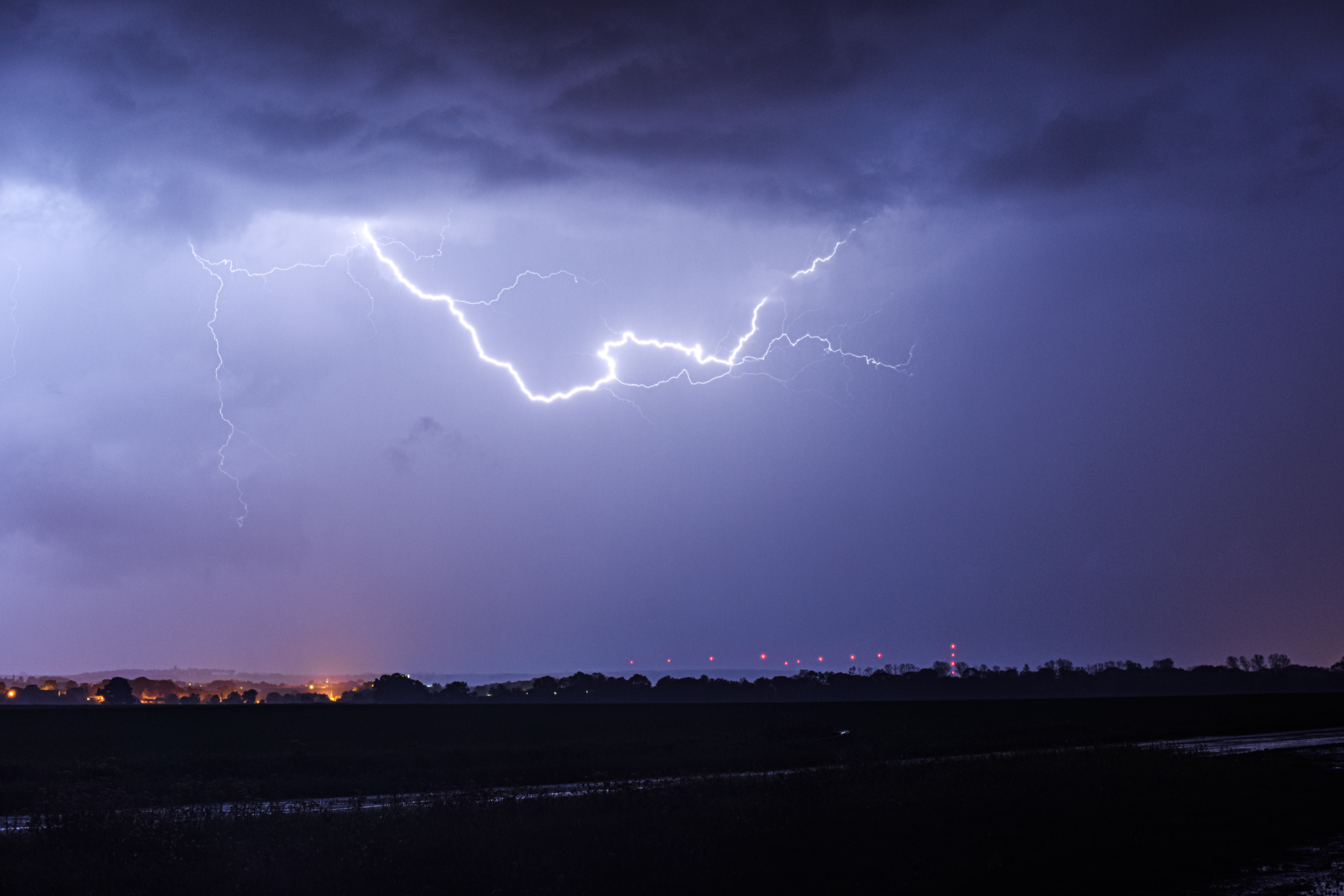 Chasse aux orages dans l'Oise, non loin de Compiègne. - 17/09/2023 23:00 - Jules Creteur