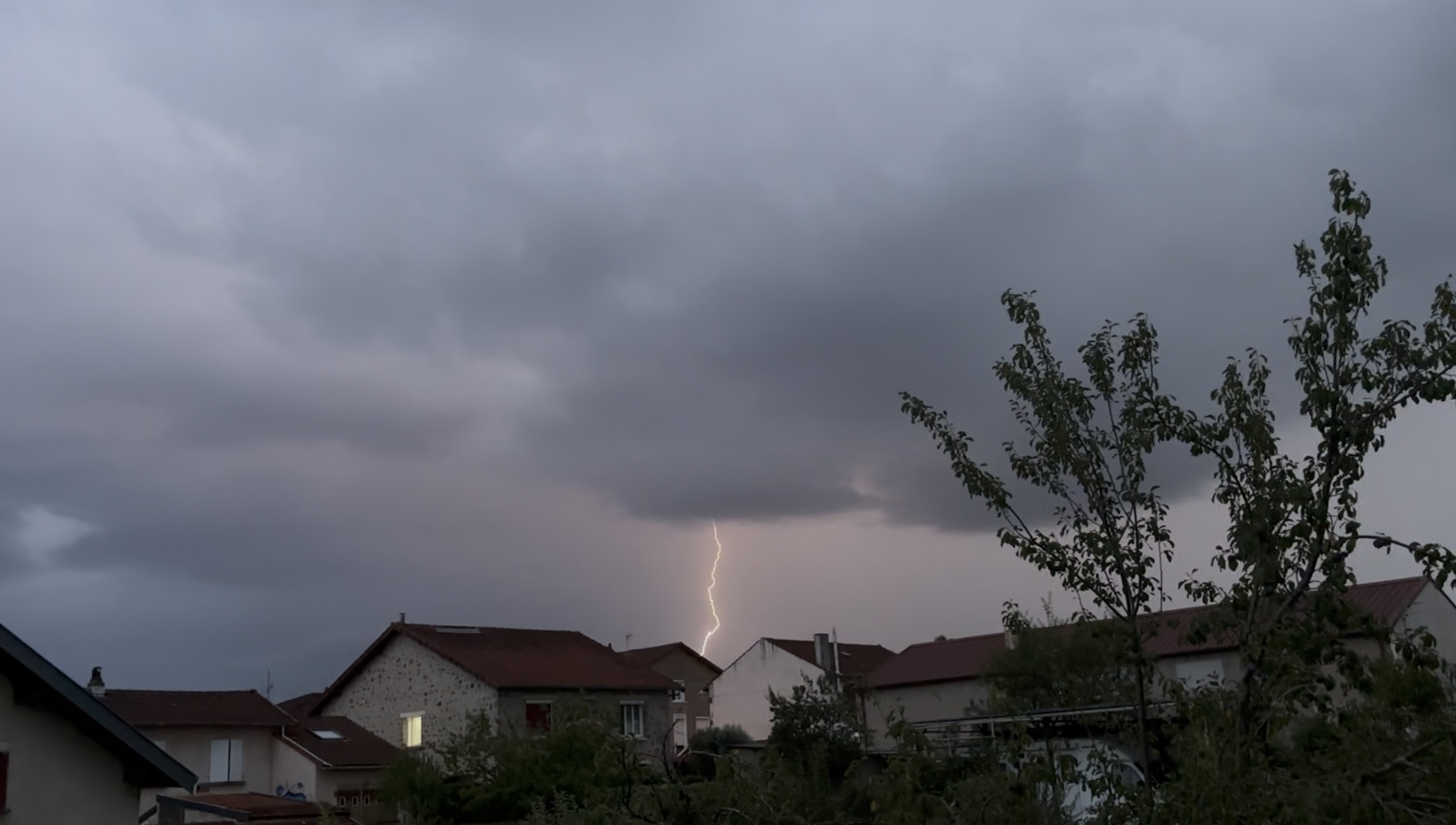 Orage Carmaux Tarn 81 - 19/08/2025 21:30 - Julie Audemar