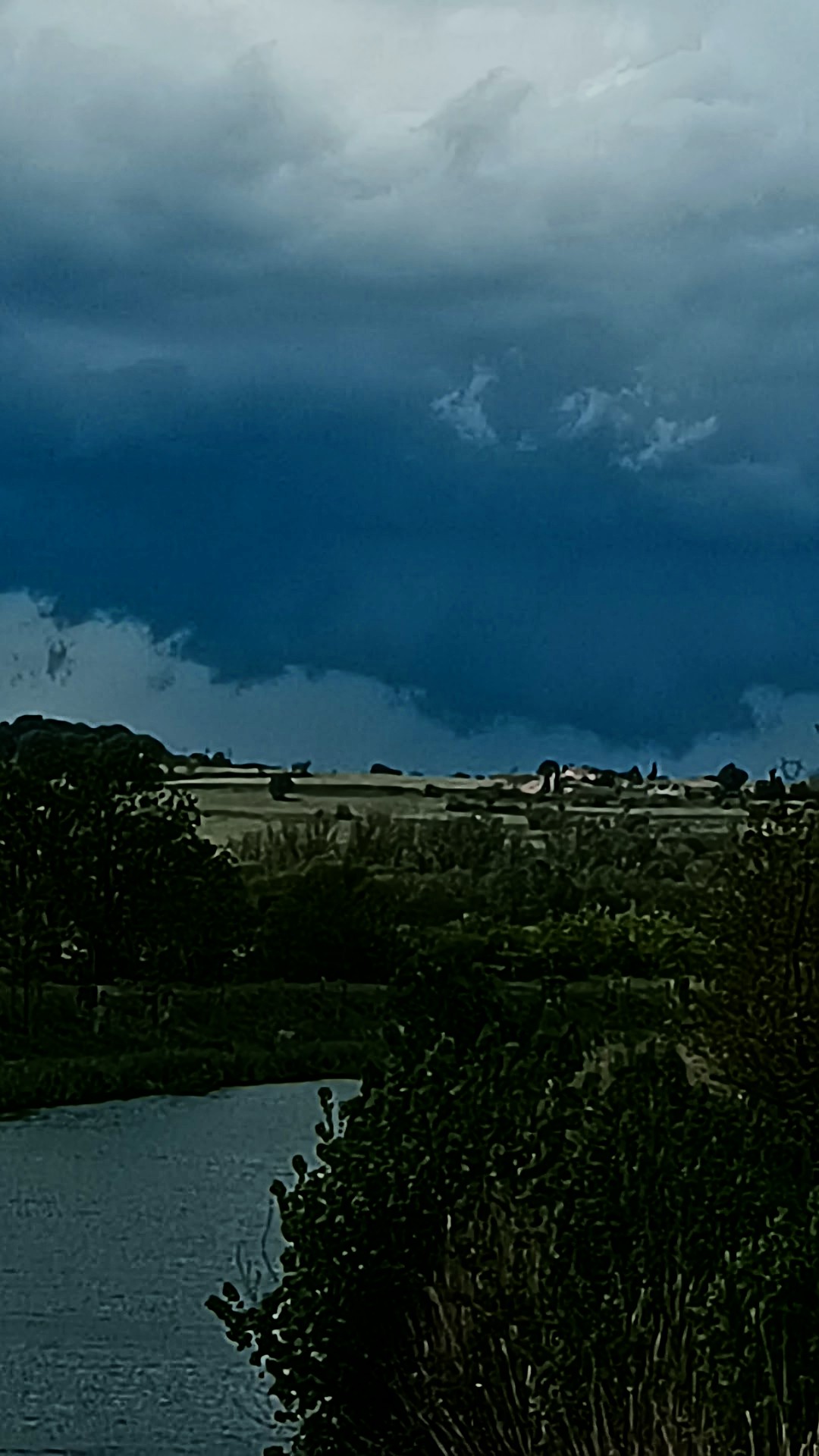 Photo d'une rotation sous un orage fort - 19/04/2025 14:09 - Gabriel Rave