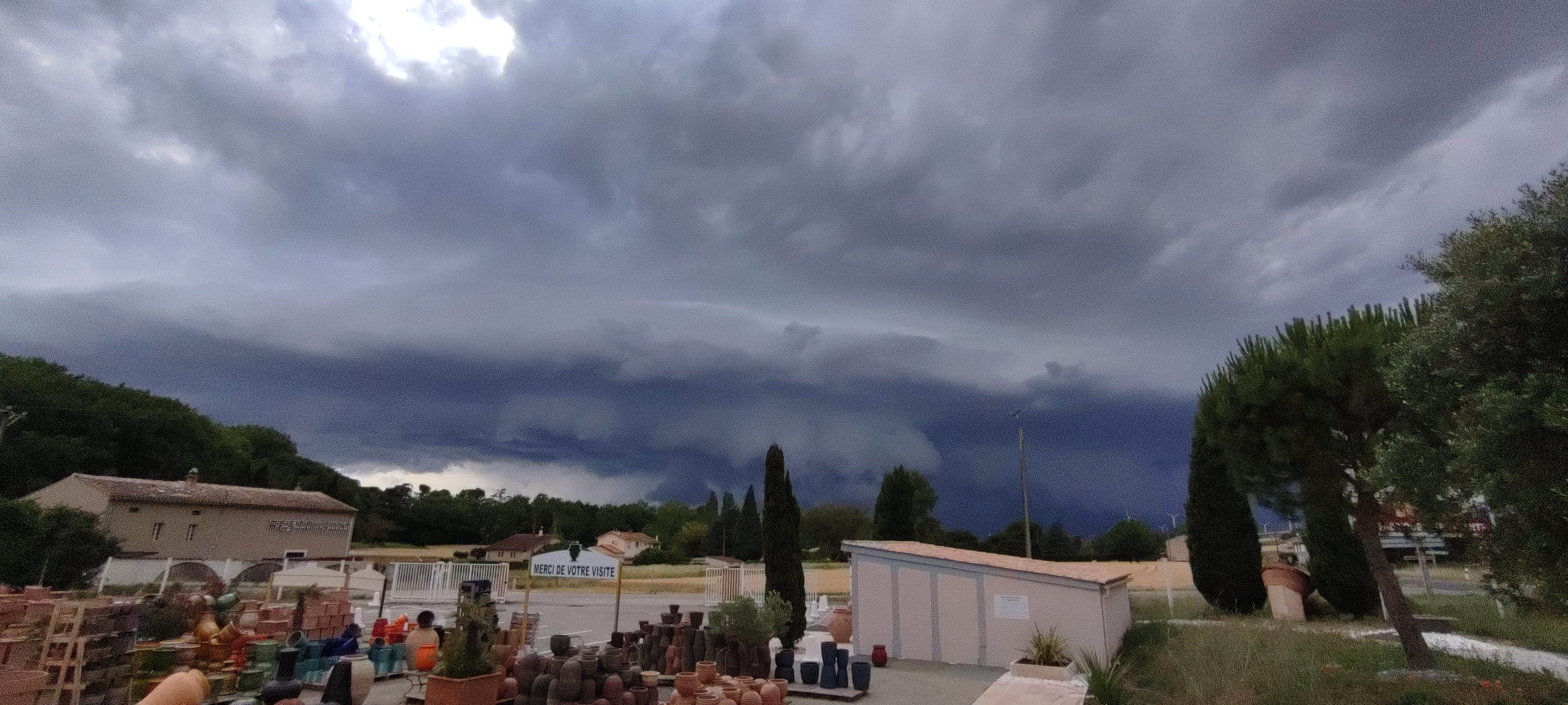 Arcus en approche de mon boulot a Montferrand dans l'ouest Audois - 20/06/2021 17:44 - Christophe vidal