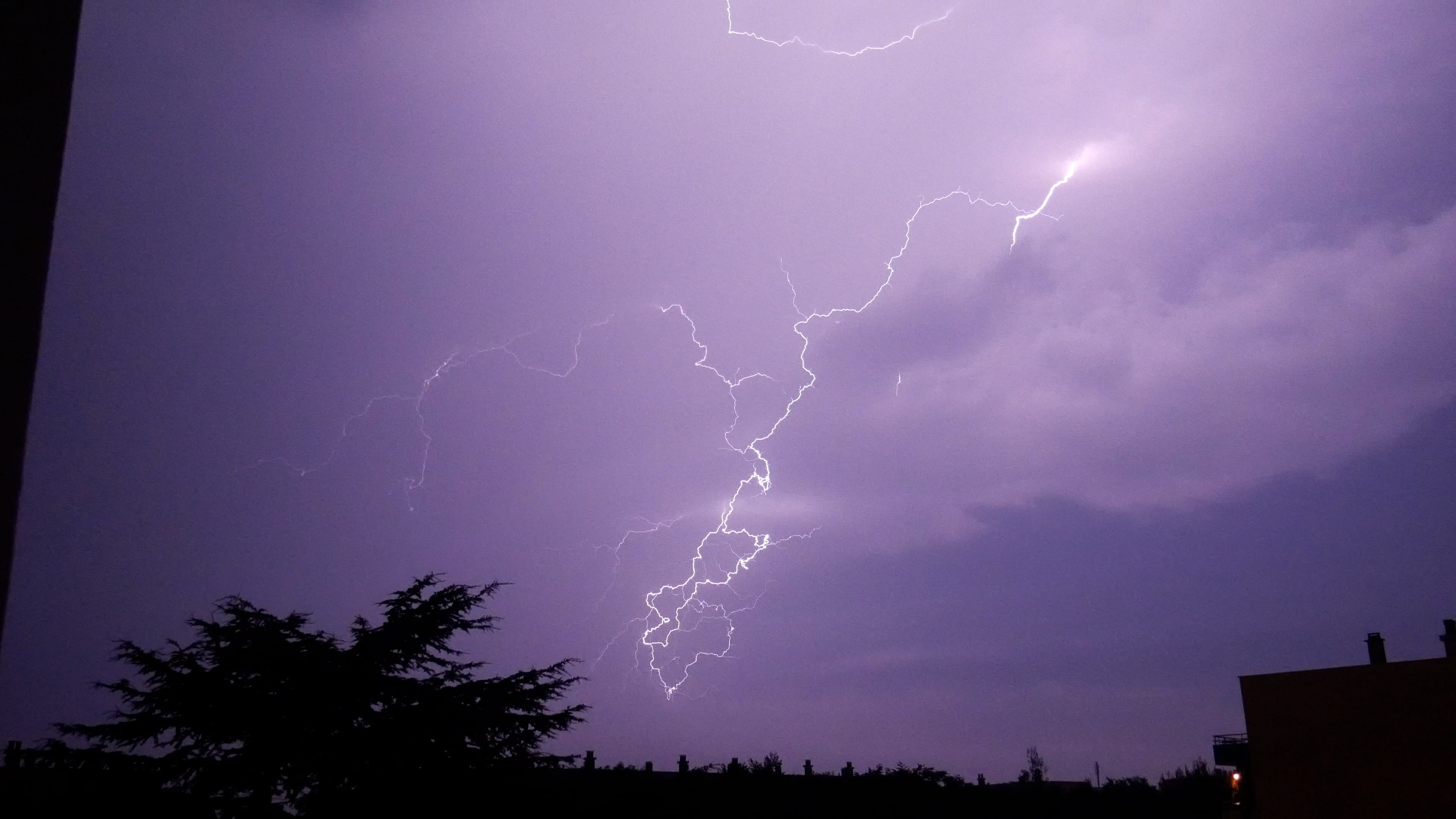 Orage à Niort - 22/06/2022 03:05 - Damien Melaye