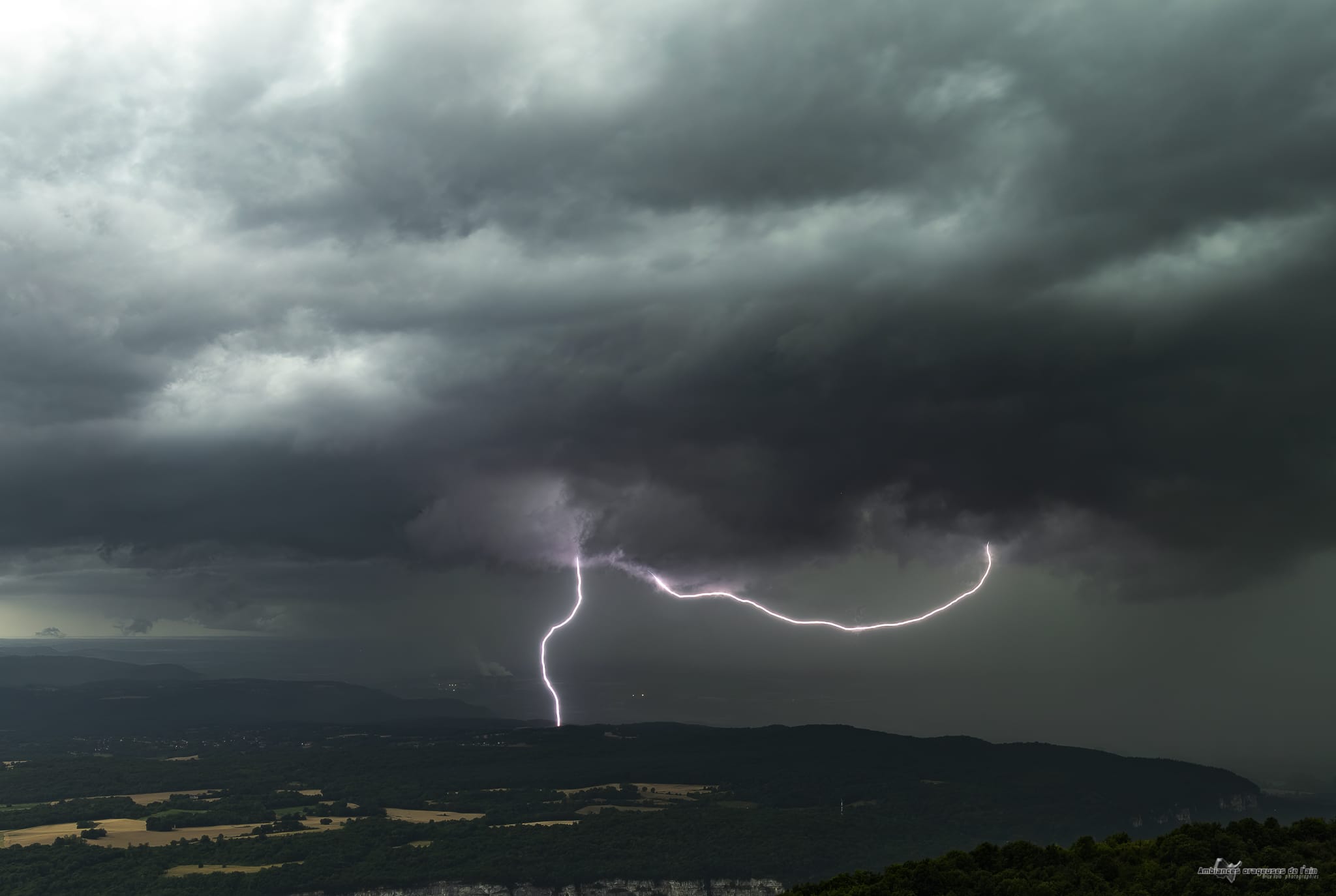 foudre sur le nord isere - 22/06/2022 20:55 - brice volo