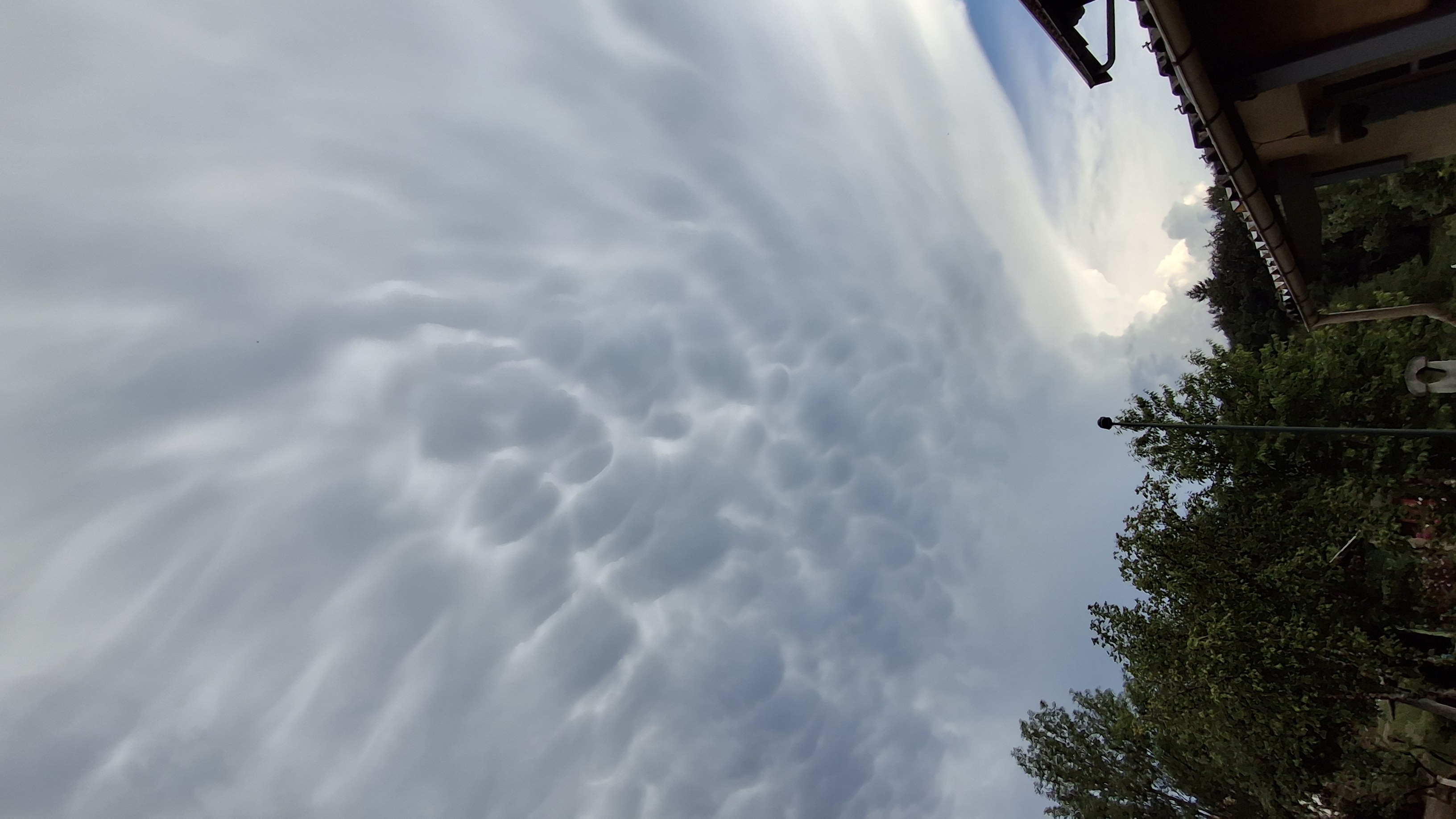 Mammatus sur la Haute-Vienne - 25/05/2026 16:25 - Fabienne Dellus