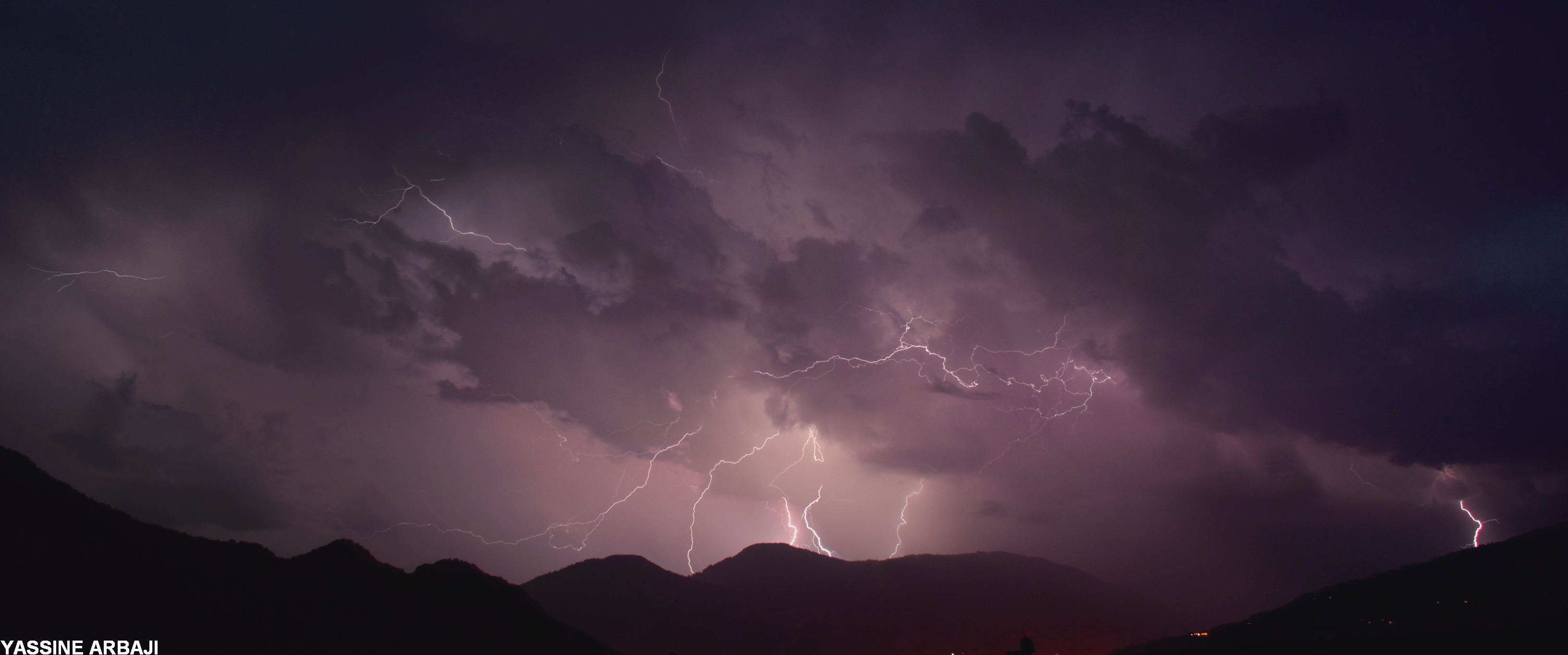 Orage sur le Massif du Mont Blanc - 26/06/2025 04:45 - Yassine Arbaji