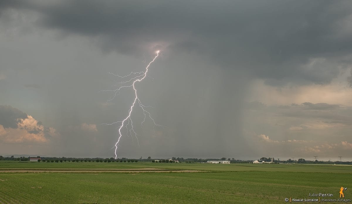 Impact de foudre près d'Obernai dans le Bas-Rhin - 06/06/2016 19:40 - Julie PERRIN