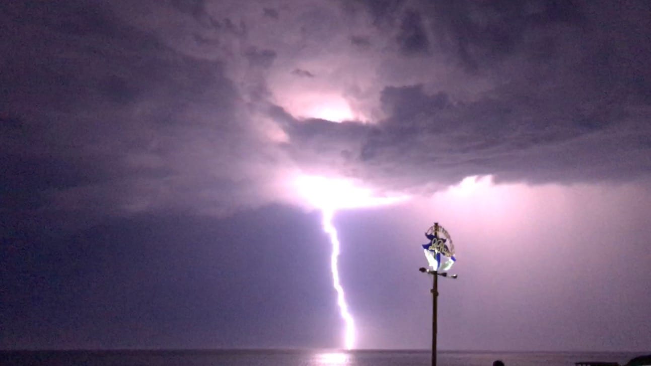 Orage sur Biscarrosse le 14 août - 14/08/2017 23:00 - Jimmy Olin